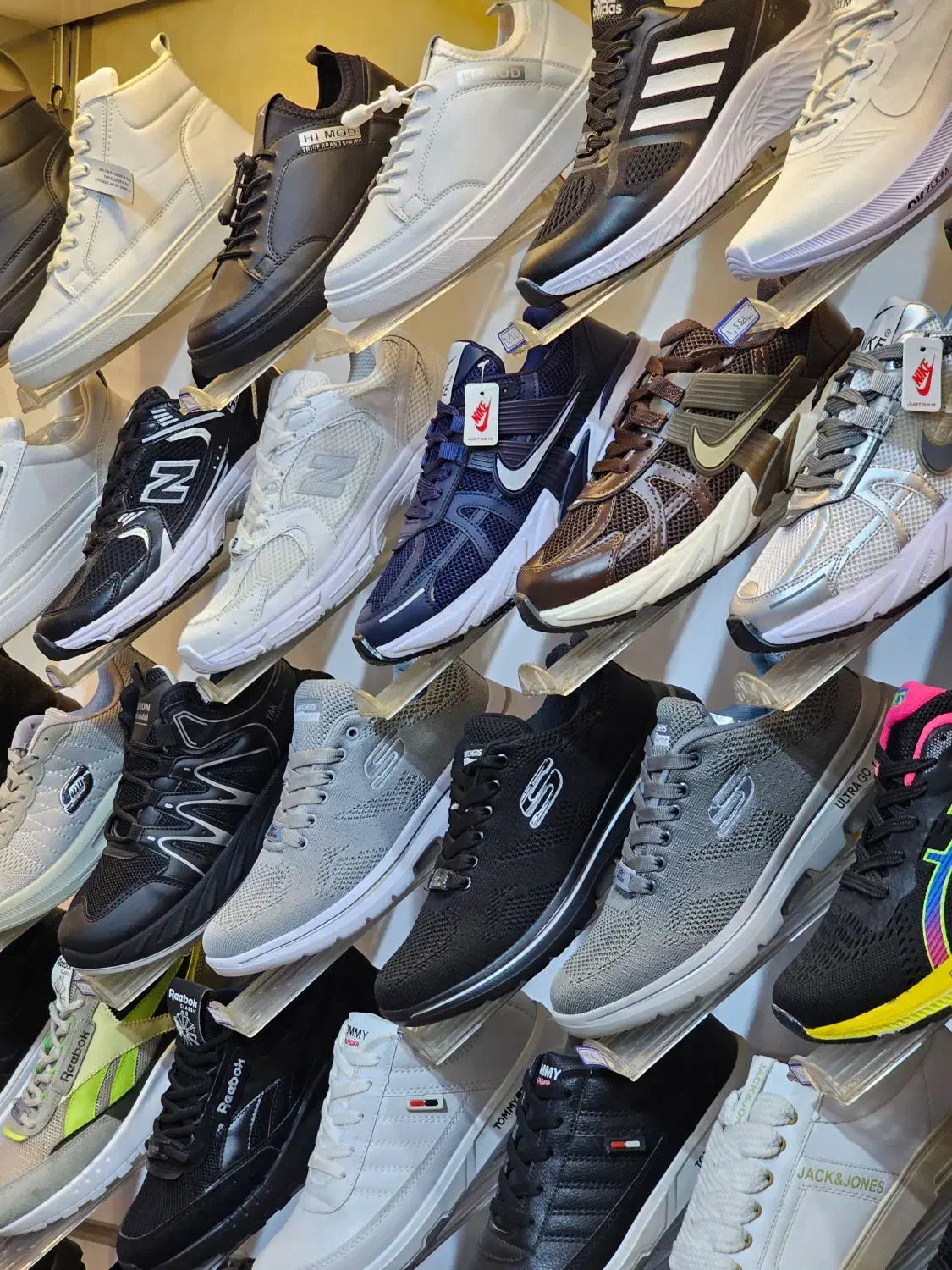 حراج ویژه بلک فرایدی تمامی محصولات|کیف، کفش، کمربند|اصفهان, تخت فولاد|دیوار