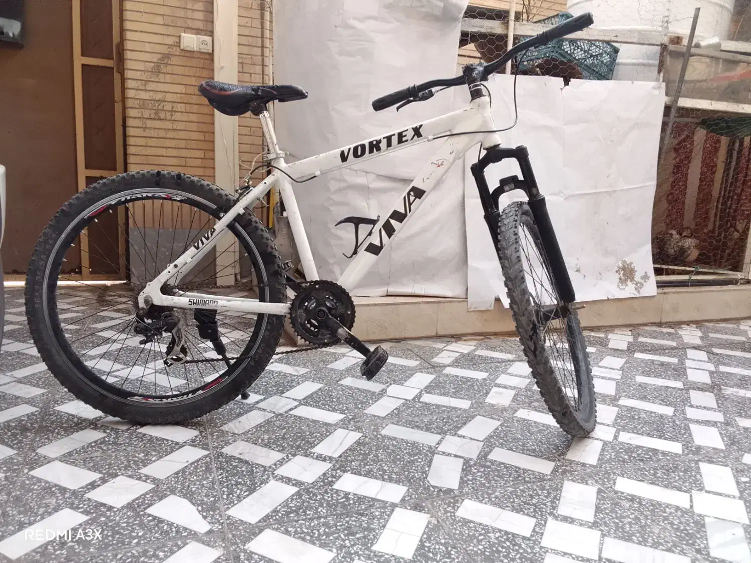 چرخ فلش|چرخ خیاطی و ریسندگی|زاهدان, |دیوار