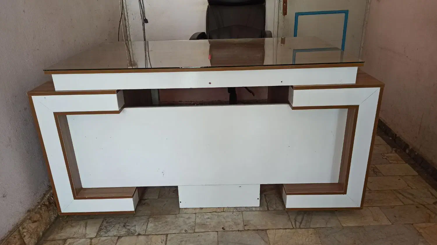 میزکار و صندلی گردان|میز تحریر و کامپیوتر|تولم شهر, |دیوار