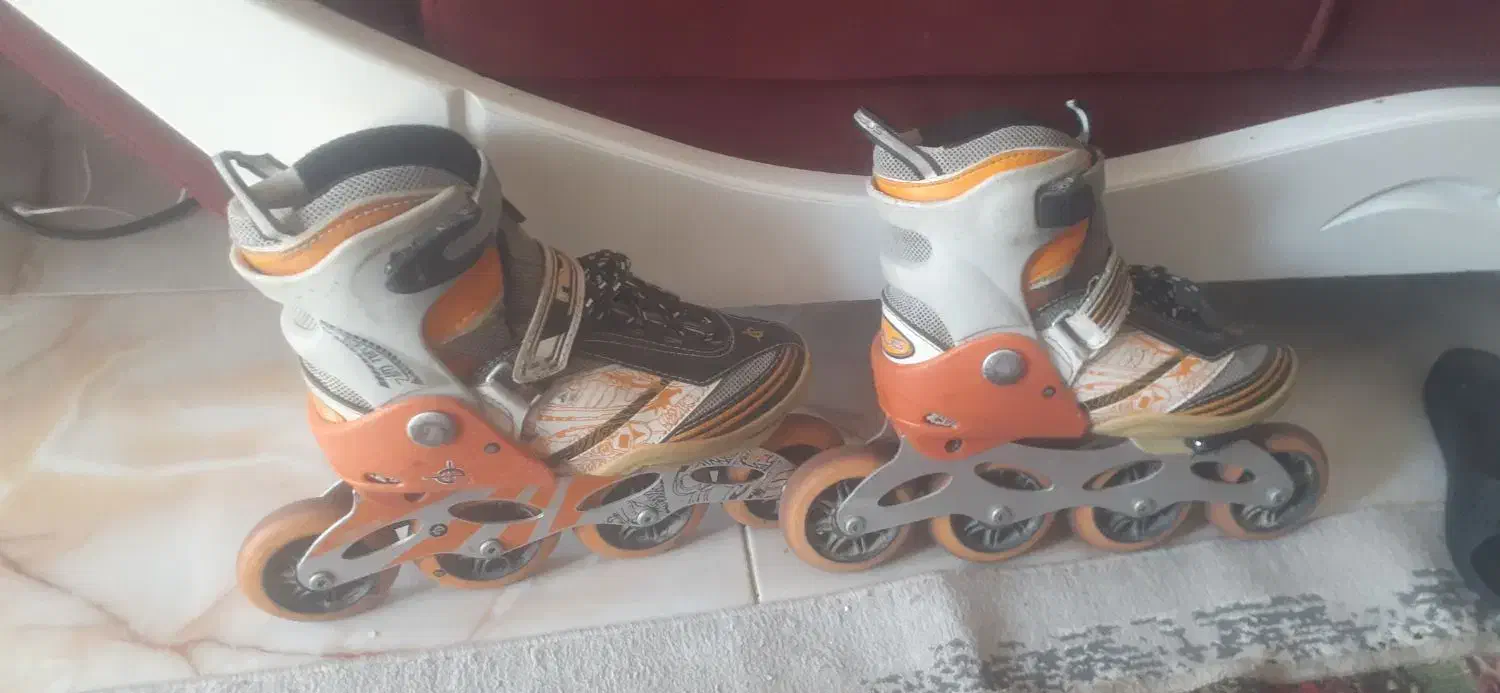 اسکیت حرفه ای در حد نو|دوچرخه، اسکیت، اسکوتر|محمدشهر, شهرک پیام (مهرالبرز)|دیوار