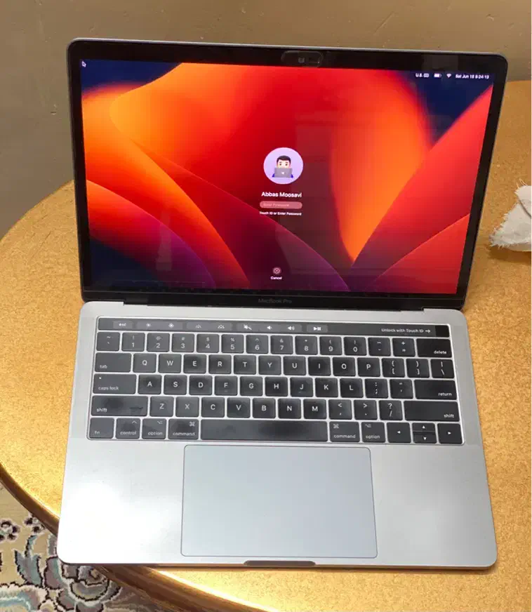مک بوک پرو 2017|رایانه همراه|اصفهان, چرخاب|دیوار