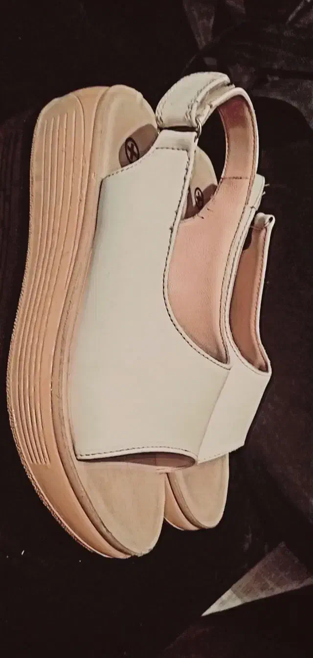 صندل|کیف، کفش، کمربند|خرم‌آباد, |دیوار