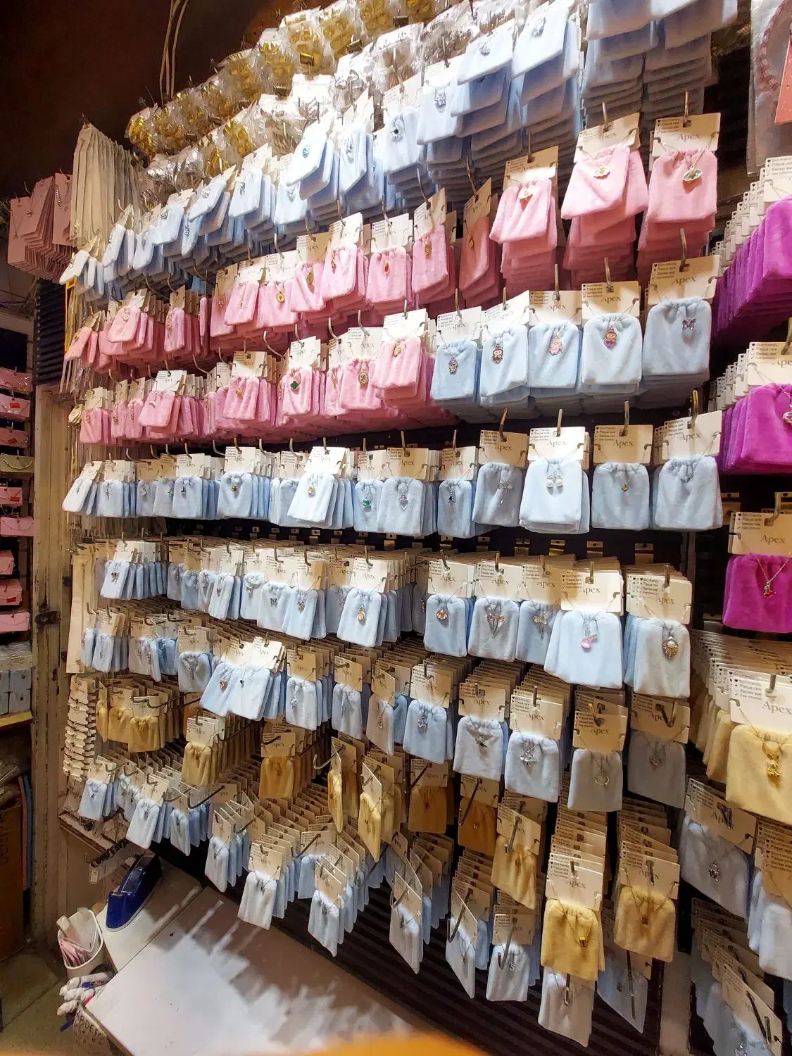 بدلیجات عمده در بازار تهران پخش عمده|بدلیجات|تهران, بازار|دیوار