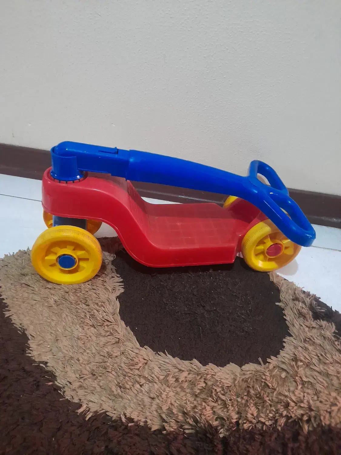 اسکوتر کودک تا سن ۳ ونیم|اسباب‌بازی بچه|هشتگرد, شهرک بوستان|دیوار