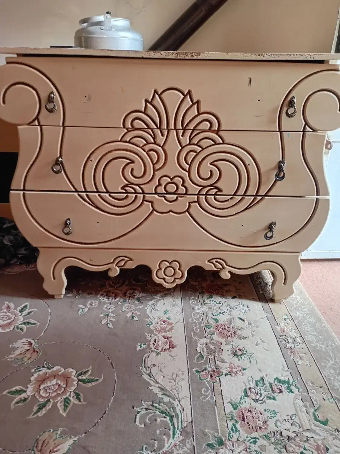 تعدادی لوازم|جاکفشی، کمد، دراور|شاندیز, |دیوار