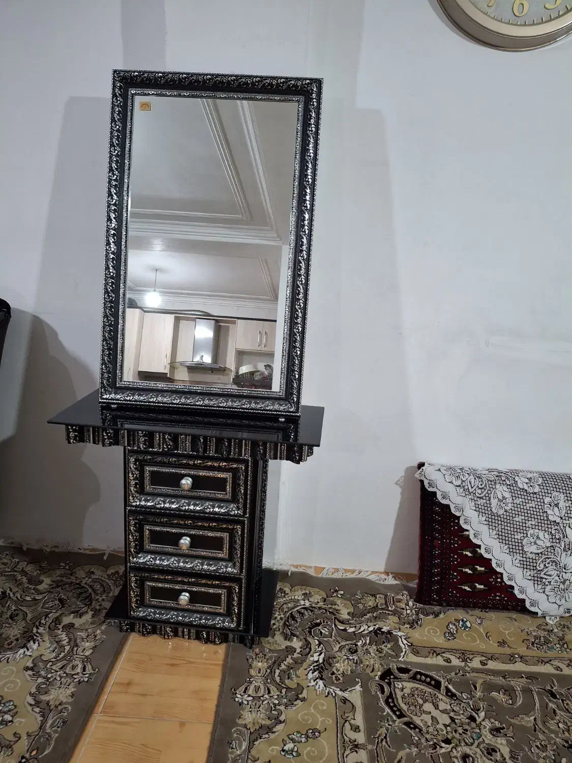 آینه و میز|بوفه، ویترین، کنسول|گنبد کاووس, |دیوار