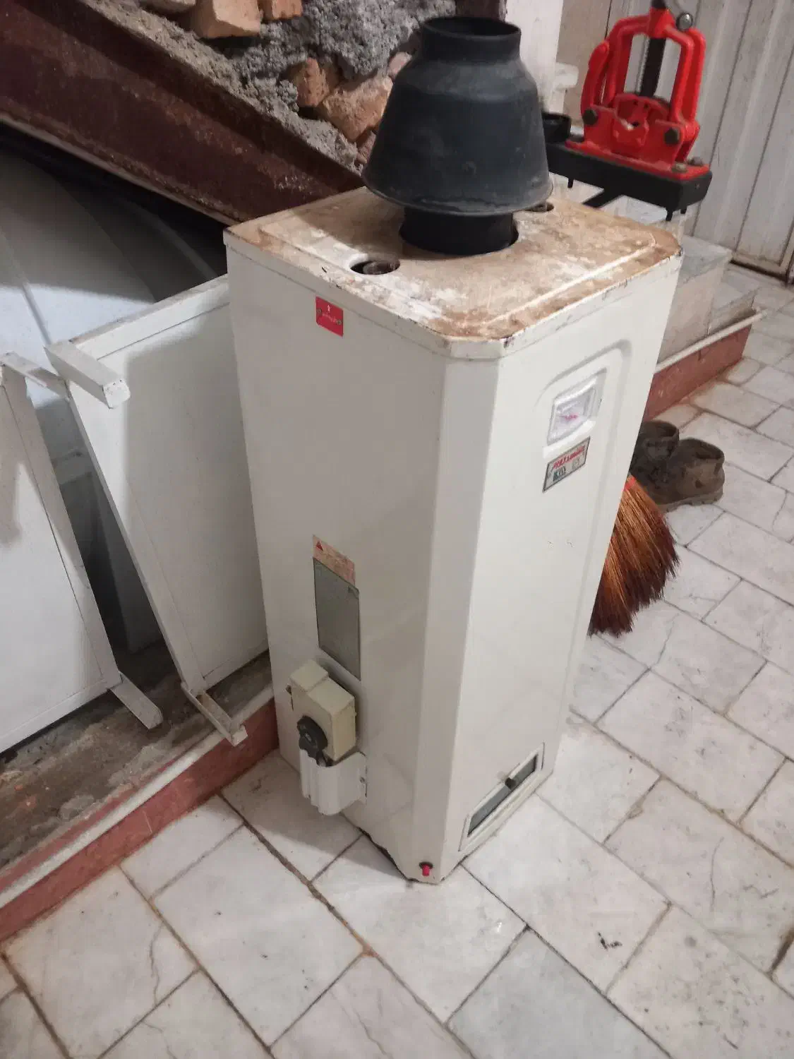 آبگرمکن مخزنی ۶۰لیتری ورق۴میل|آبگرمکن، پکیج، شوفاژ|گرگان, |دیوار