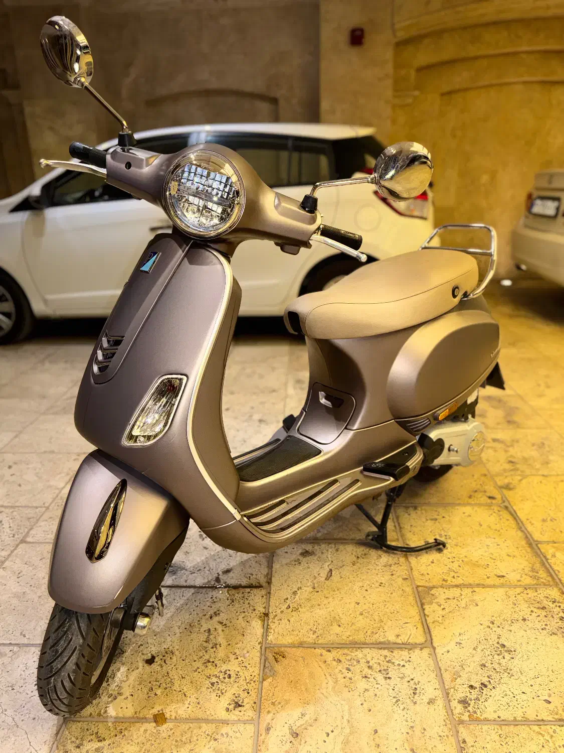 موتور وسپا Vespa V 150 ABS|موتورسیکلت|اصفهان, باغ زرشک|دیوار