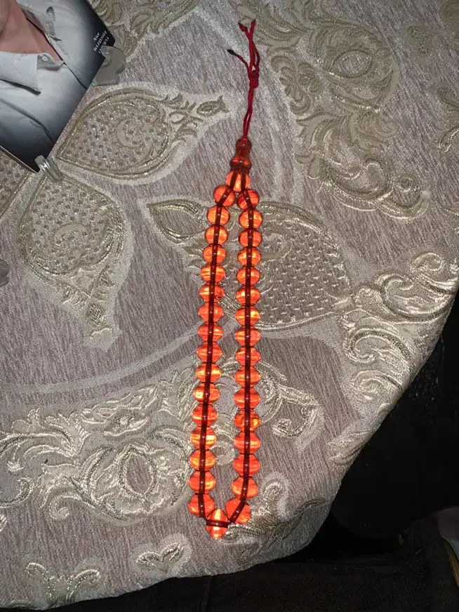 تسبیح|کلکسیون اشیاء عتیقه|صفادشت, |دیوار