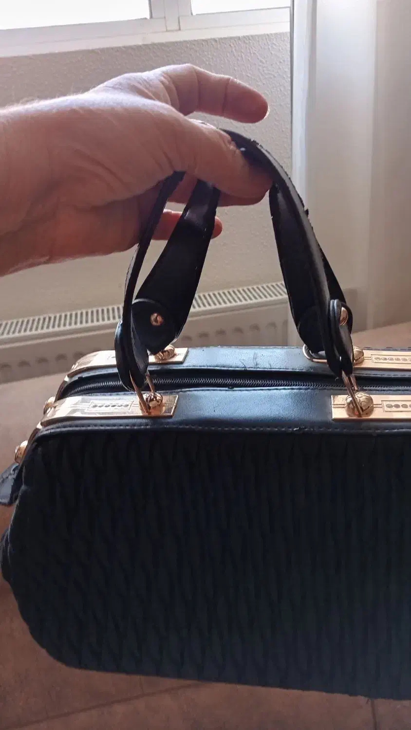 کیف مجلسی|کیف، کفش، کمربند|شاهین‌شهر, فدک|دیوار