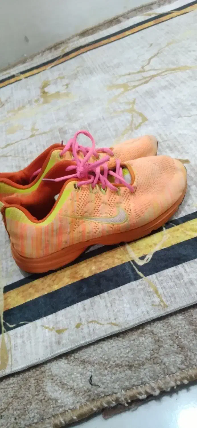 کتونی اسپرت سایز ۳۹|کیف، کفش، کمربند|نسیم‌شهر, |دیوار