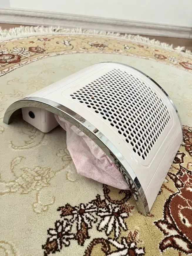 فن ناخنکاری|آرایشگاه و سالن‌های زیبایی|ارومیه, |دیوار