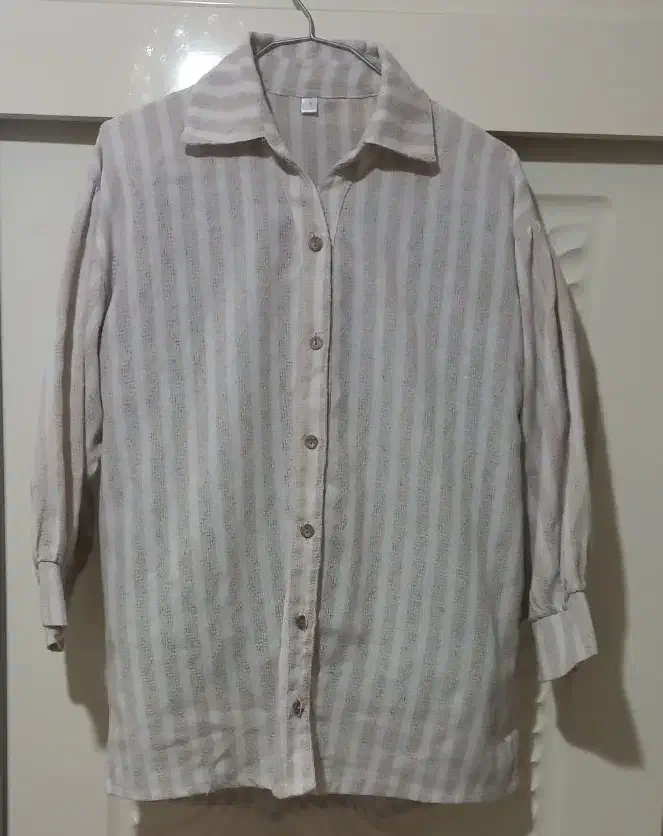 تعدادی لباس زنانه،شومیزیامانتو،شلوار،شال|لباس|تهران, ائمه اطهار|دیوار