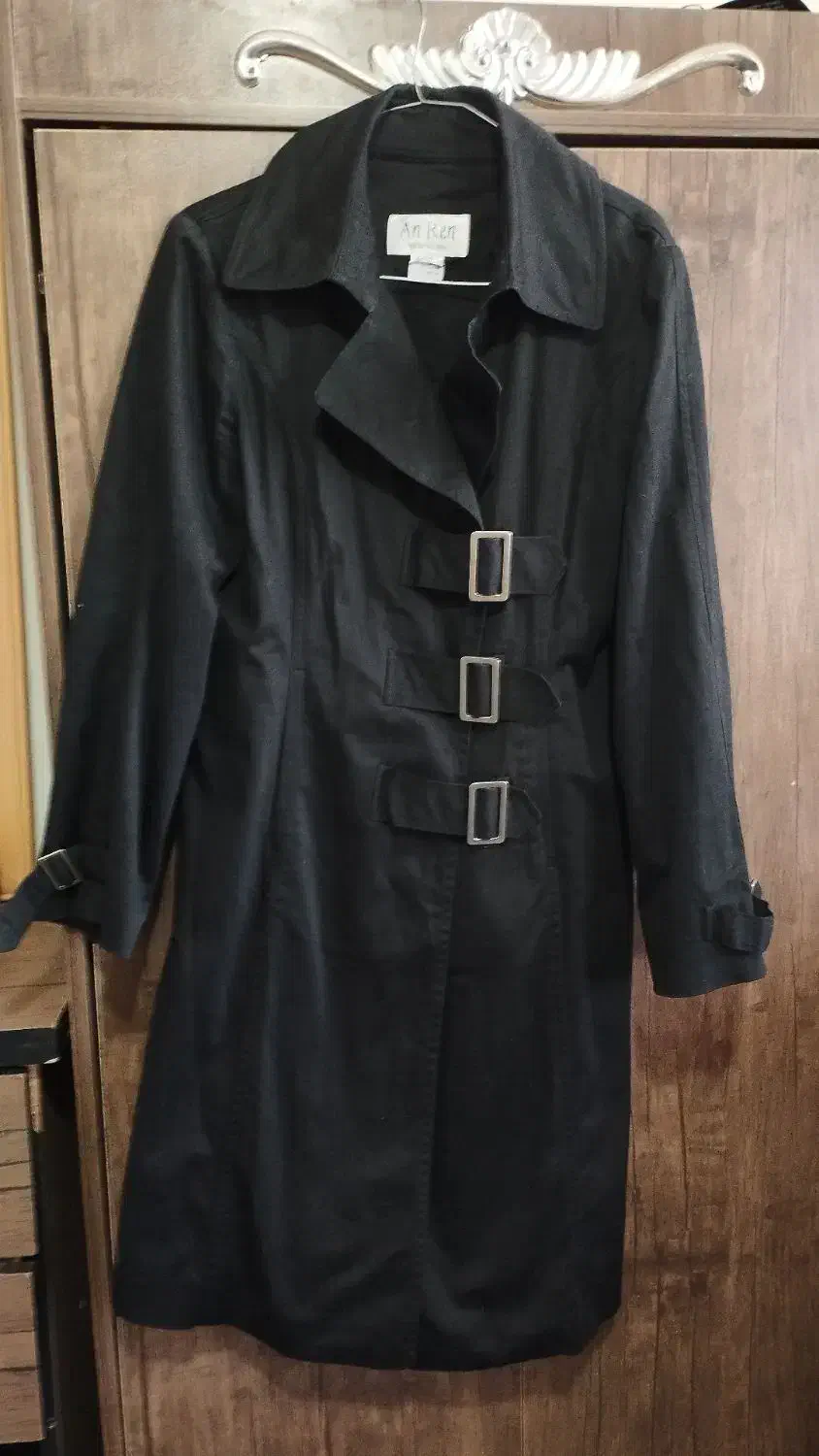 مانتو|لباس|الیگودرز, |دیوار