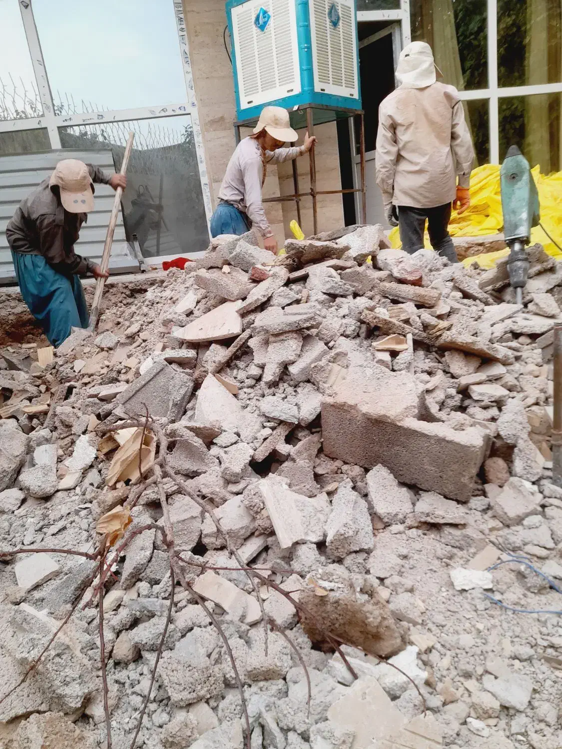 خدمات پیکوردریل تخریب سنگ فرزحمل نخاله شهرصدرا|خدمات پیشه و مهارت|صدرا-فارس, فاز ۱|دیوار