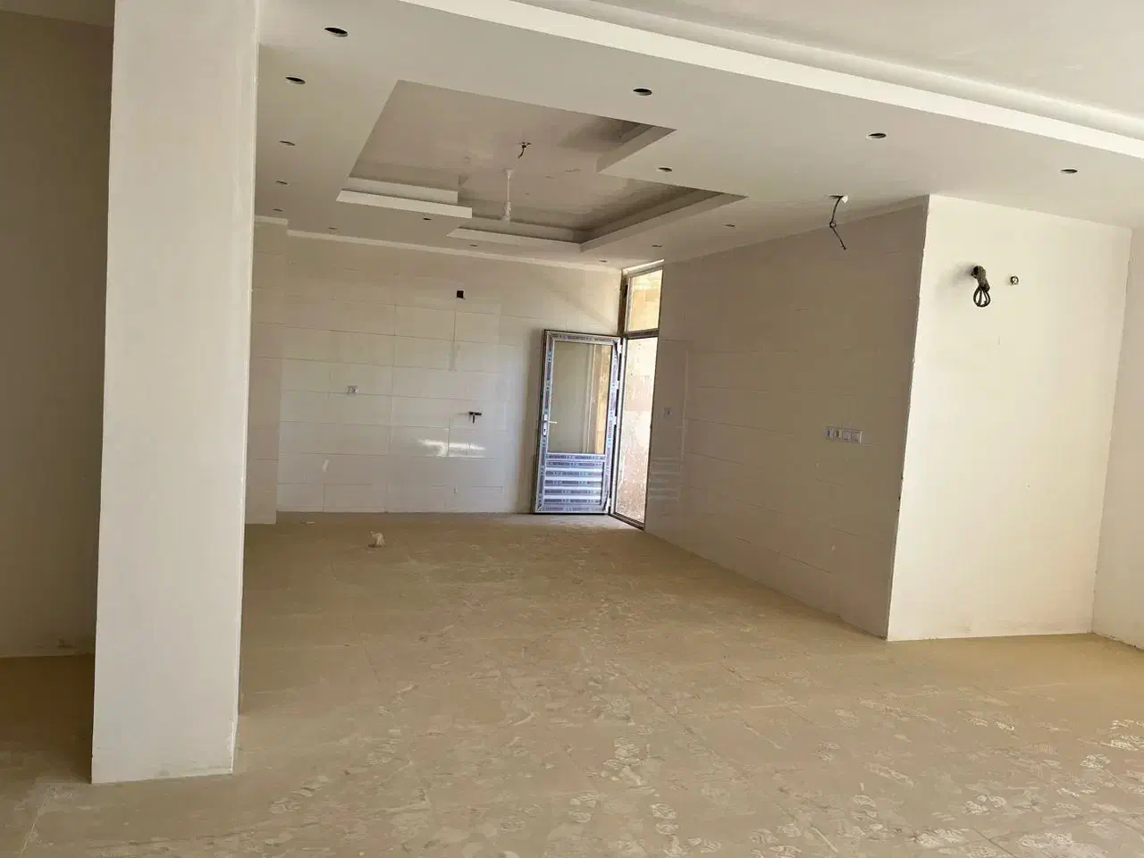 واحد 172متری پشت پمپ بنزین خیابان دانشگاه|فروش آپارتمان|سراوان, |دیوار