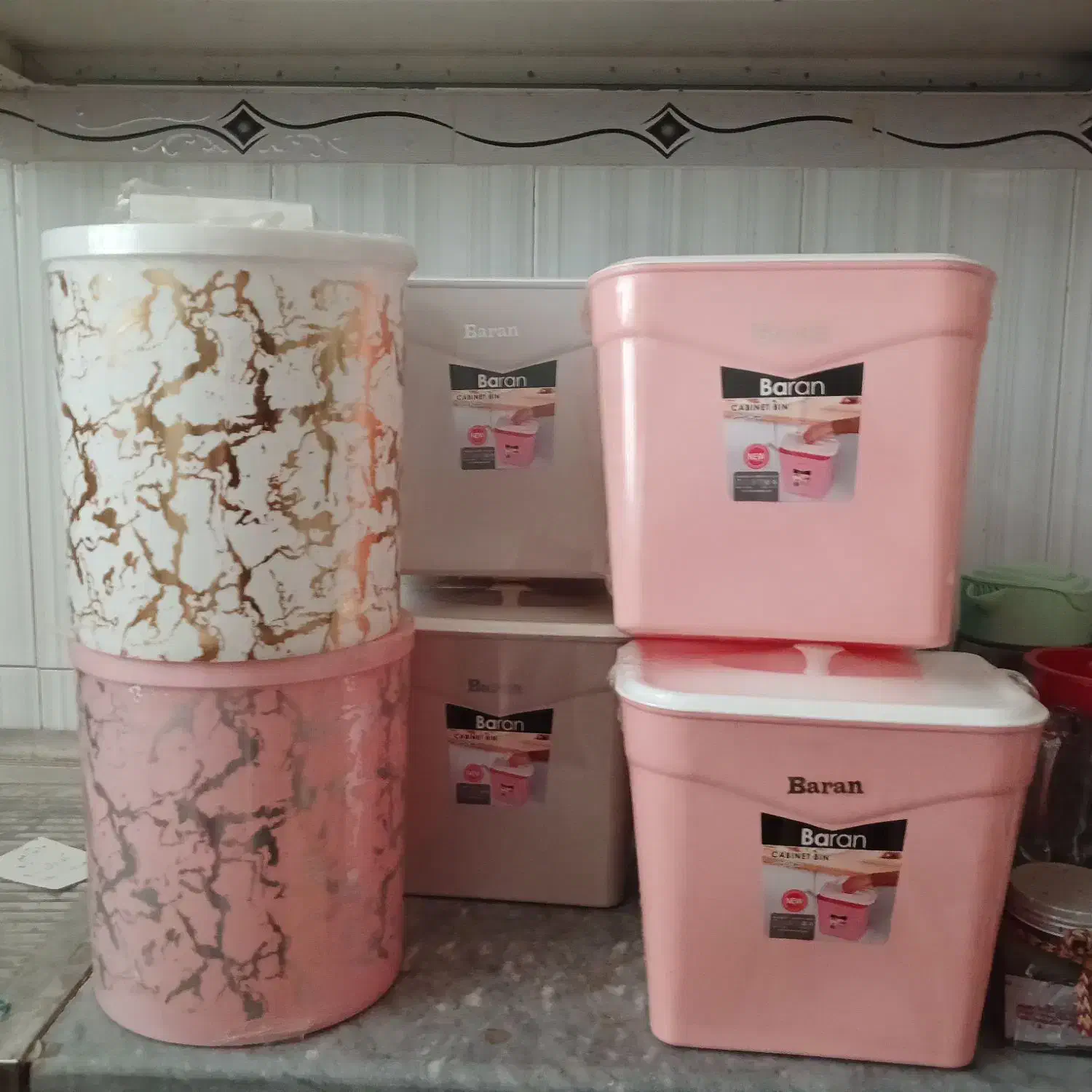 پلاستیک|ظروف نگهدارنده، پلاستیکی، یک‌بارمصرف|گرمسار, |دیوار