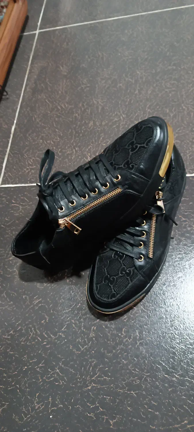 کفش گوچی وفندی|کیف، کفش، کمربند|عباسآباد, |دیوار