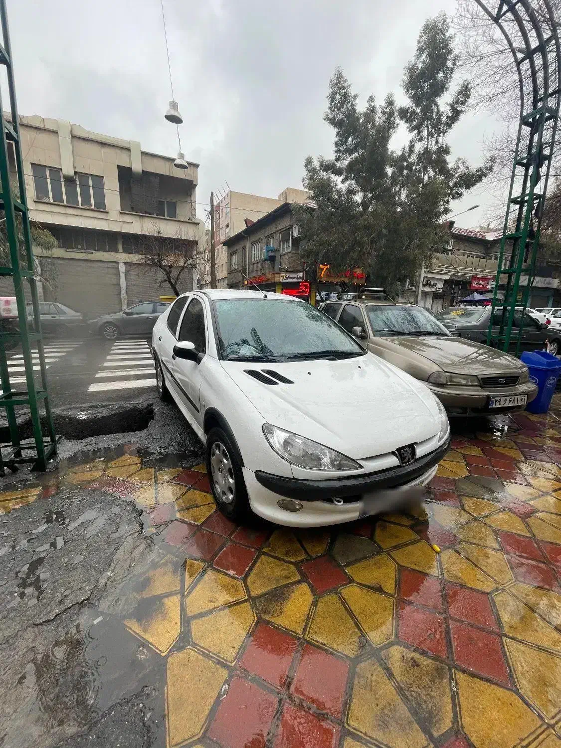 پژو ۲۰۶ SD V8 مدل ۹۸|خودرو سواری و وانت|تهران, نظام‌آباد|دیوار