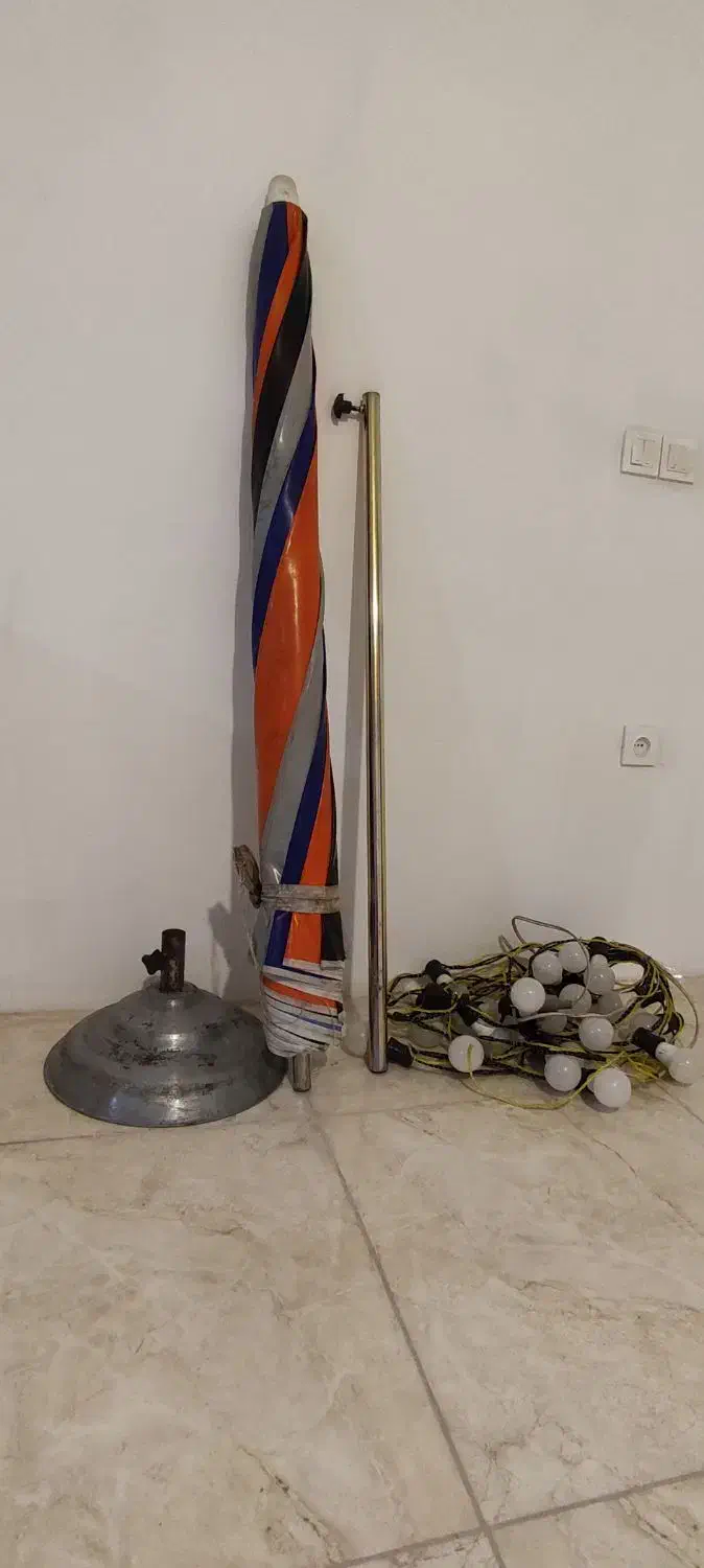 یخچال پنج فوت میز صندلی چتر ضد آب|سایر لوازم برقی|سلمان‌شهر, |دیوار