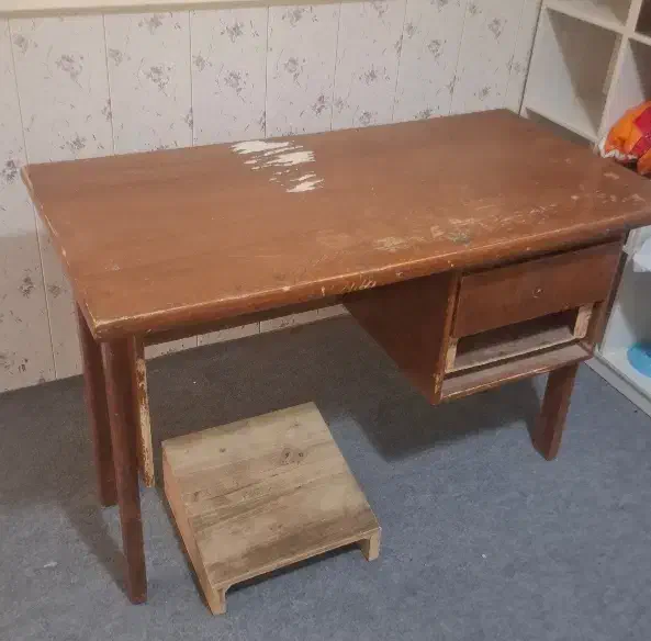 میز تحریر و میز کامپیوتر|میز تحریر و کامپیوتر|شیراز, ریاستی|دیوار