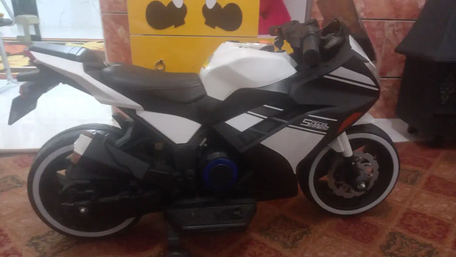 فروش موتور شارژی در حد نو|اسباب‌‌بازی|فیروزآباد (فارس), |دیوار