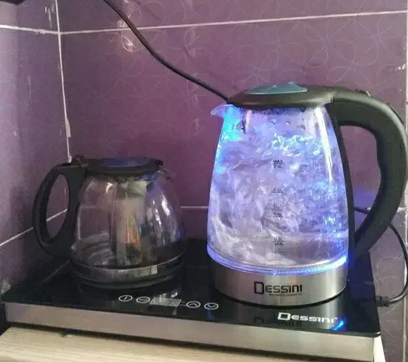 چای ساز برقی دیسنی مارک ایتالیا|سماور، چای‌ساز، قهوه‌ساز|کنارک, |دیوار