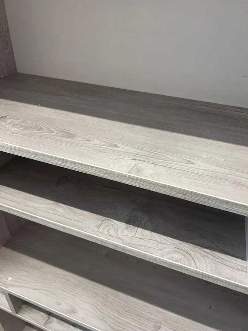 کتابخونه|کتابخانه، شلف، قفسههای دیواری|رشت, دیلمان|دیوار