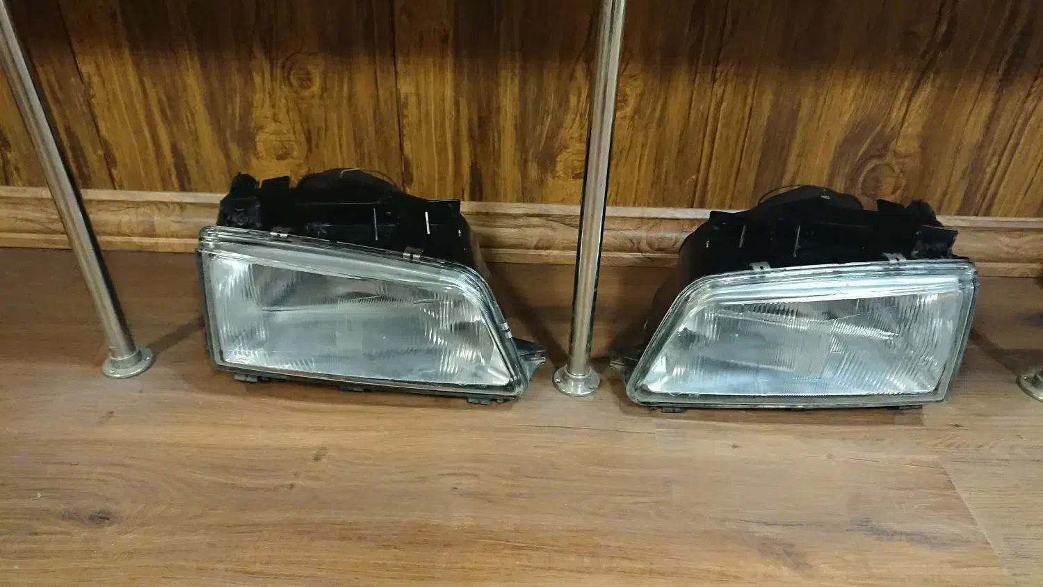 چراغ جلو ۴۰۵|قطعات یدکی و لوازم جانبی|رودسر, |دیوار