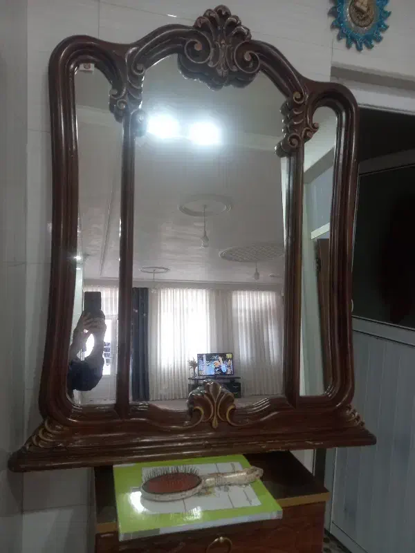 اینه بزرگ|آینه|کوهدشت, |دیوار