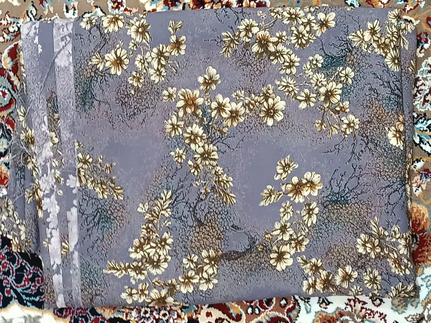 نخ قیمت 450-550ژوژ750|لباس|بانه, |دیوار