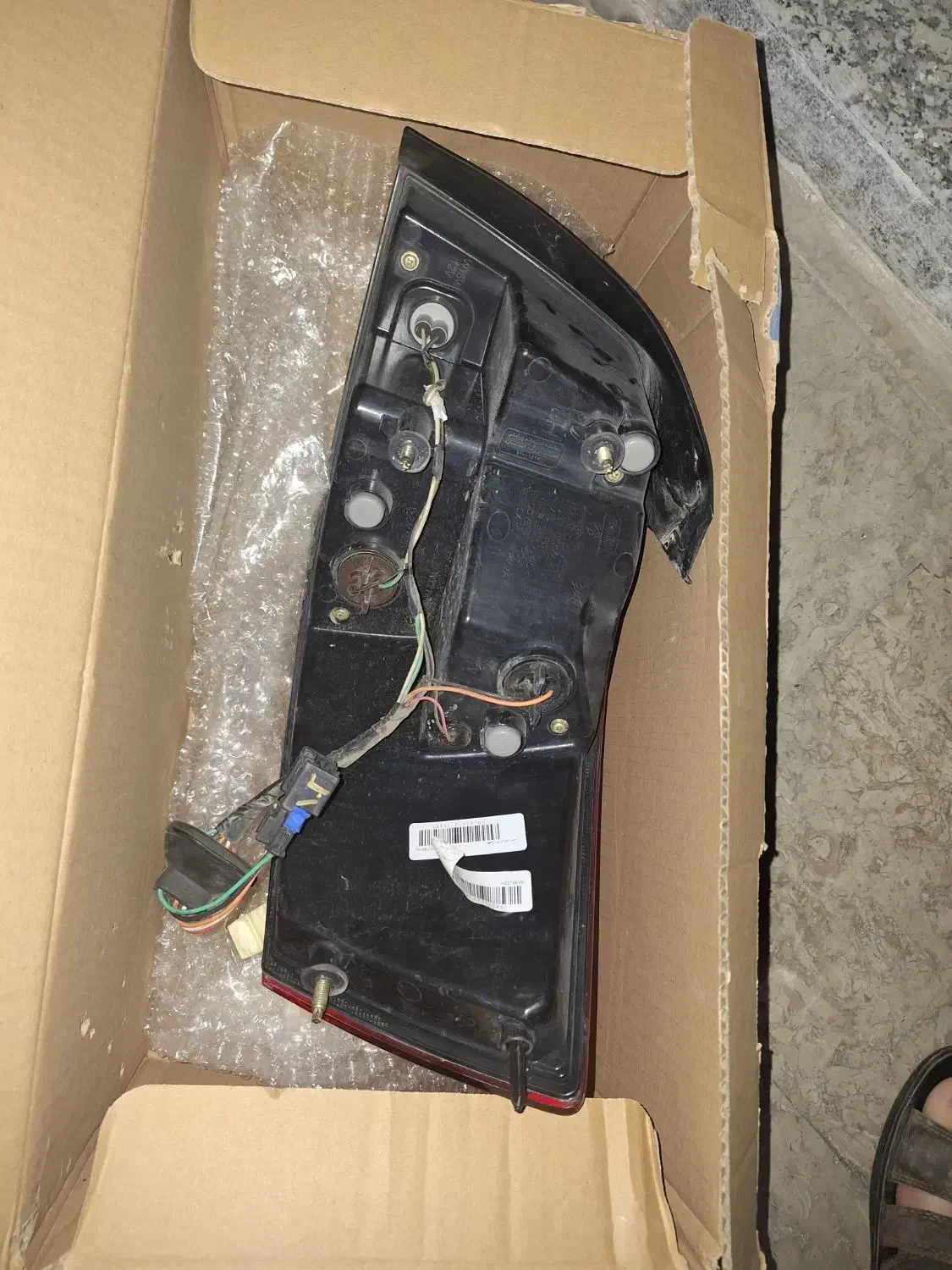 چراغ خطر رانا پلاس راست ، نو چراغ خطر چپ کارکرده|قطعات یدکی و لوازم جانبی|کرج, عظیمیه|دیوار