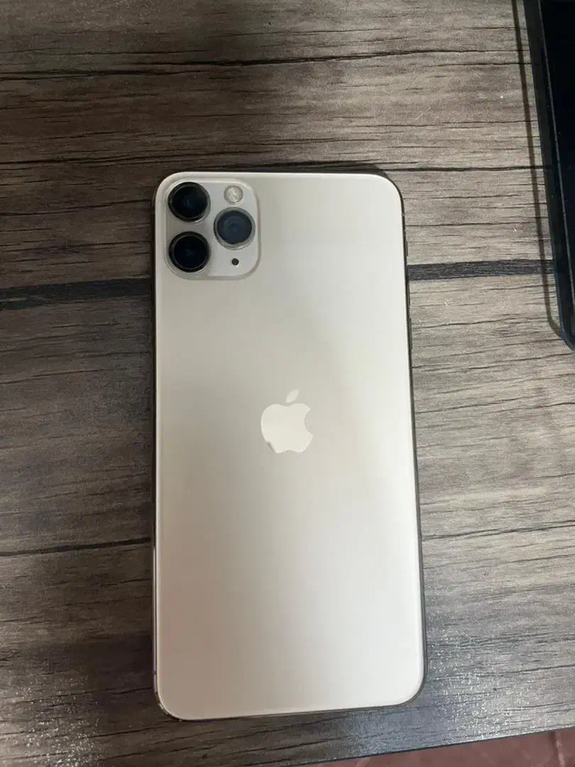 گوشی ایفون ۱۱پرومکس ۲۵۶|موبایل|مهاجران, |دیوار