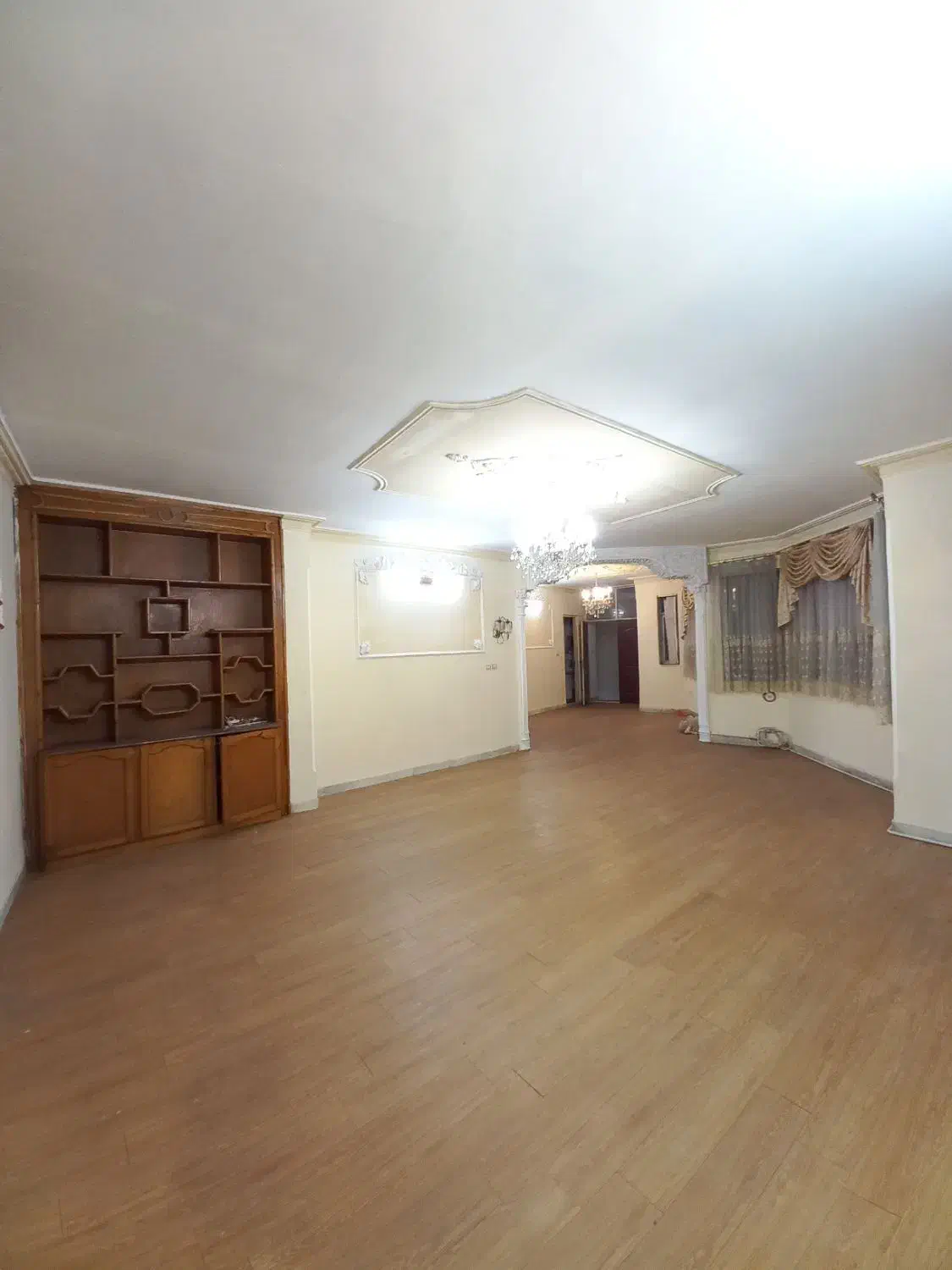 واحد / تجاری / ۱۷۰متری / گاز|اجارهٔ دفتر کار، اتاق اداری، مطب|رشت, منظریه|دیوار