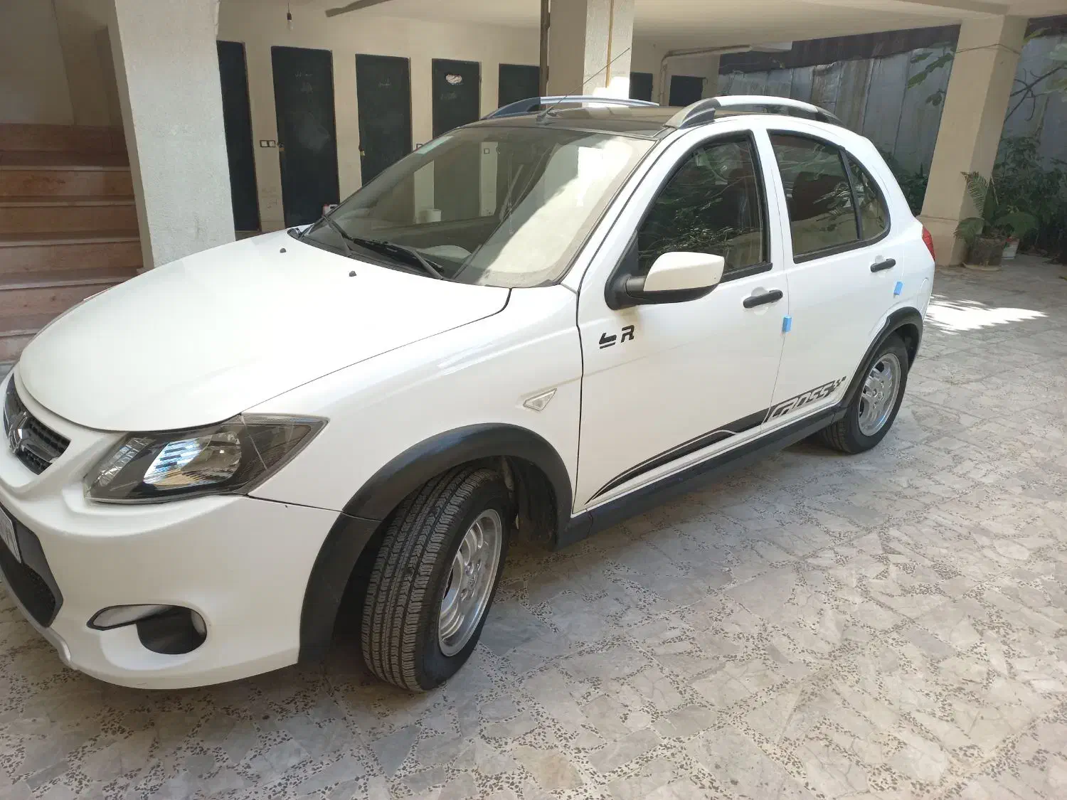 کوییک R ۱۴۰۰ بی رنگ|خودرو سواری و وانت|لاهیجان, شهرک جانبازان|دیوار