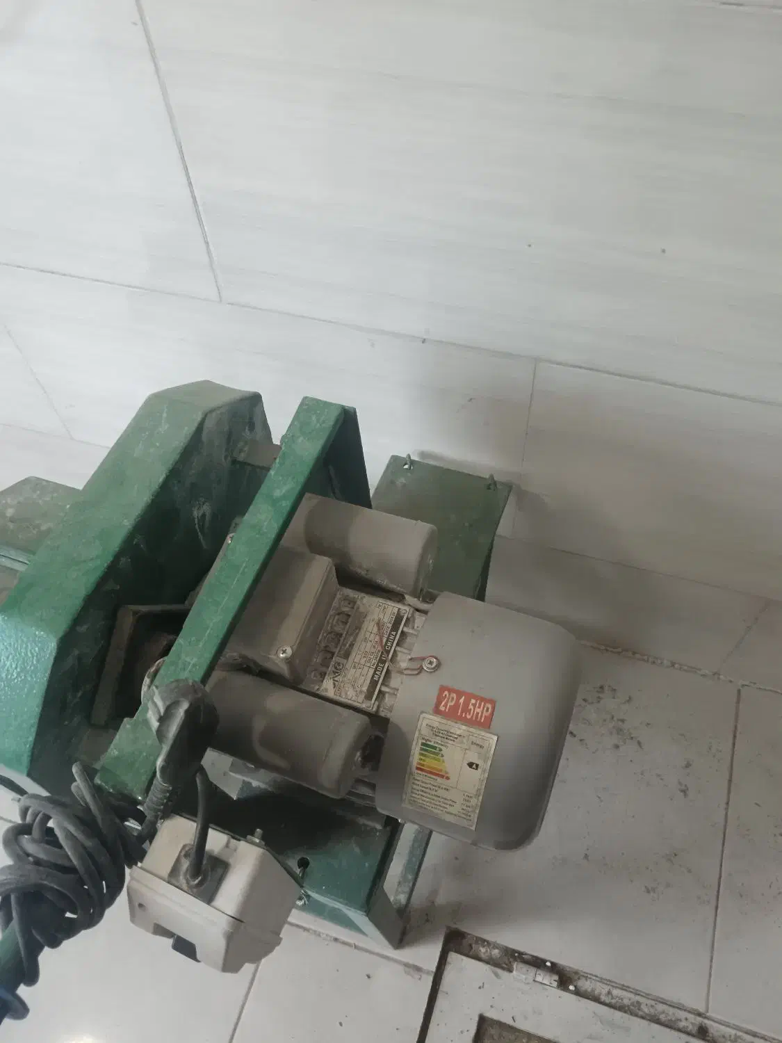 دستگاه اجر بر|ابزارآلات|لاران, |دیوار