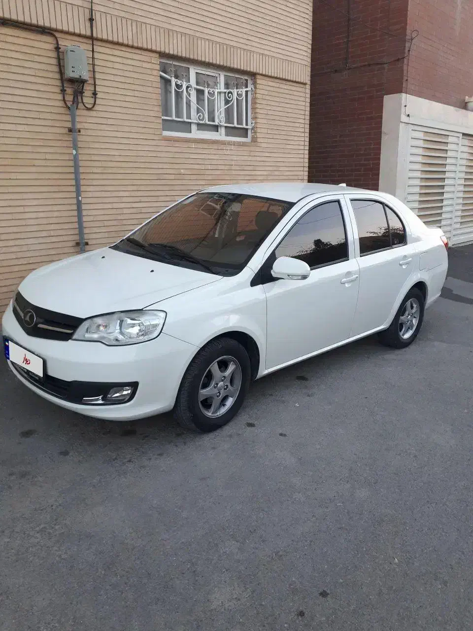 راین V5 اتوماتیک، مدل ۱۳۹۶|خودرو سواری و وانت|اصفهان, بهارستان|دیوار