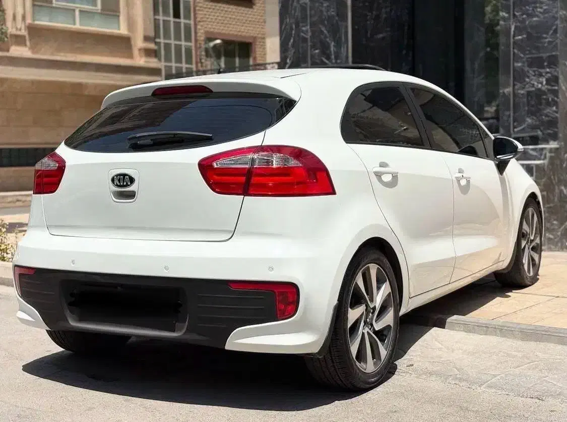 کیا ریو هاچبک وارداتی|خودرو سواری و وانت|تهران, آجودانیه|دیوار