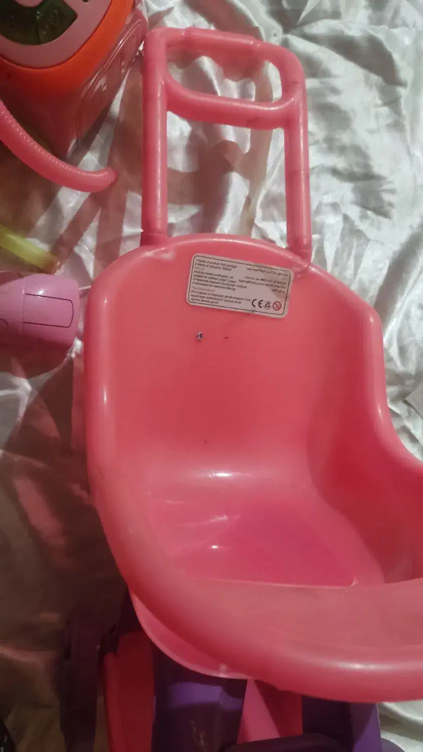 کالسکه و جارو اسباب بازی سالم فروش باهم 300|اسباببازی|سنندج, |دیوار