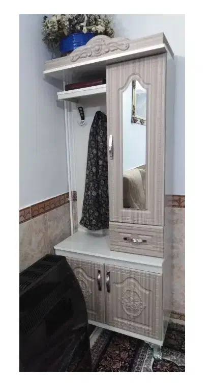 جاکفشی|جاکفشی، کمد، دراور|بیرجند, |دیوار