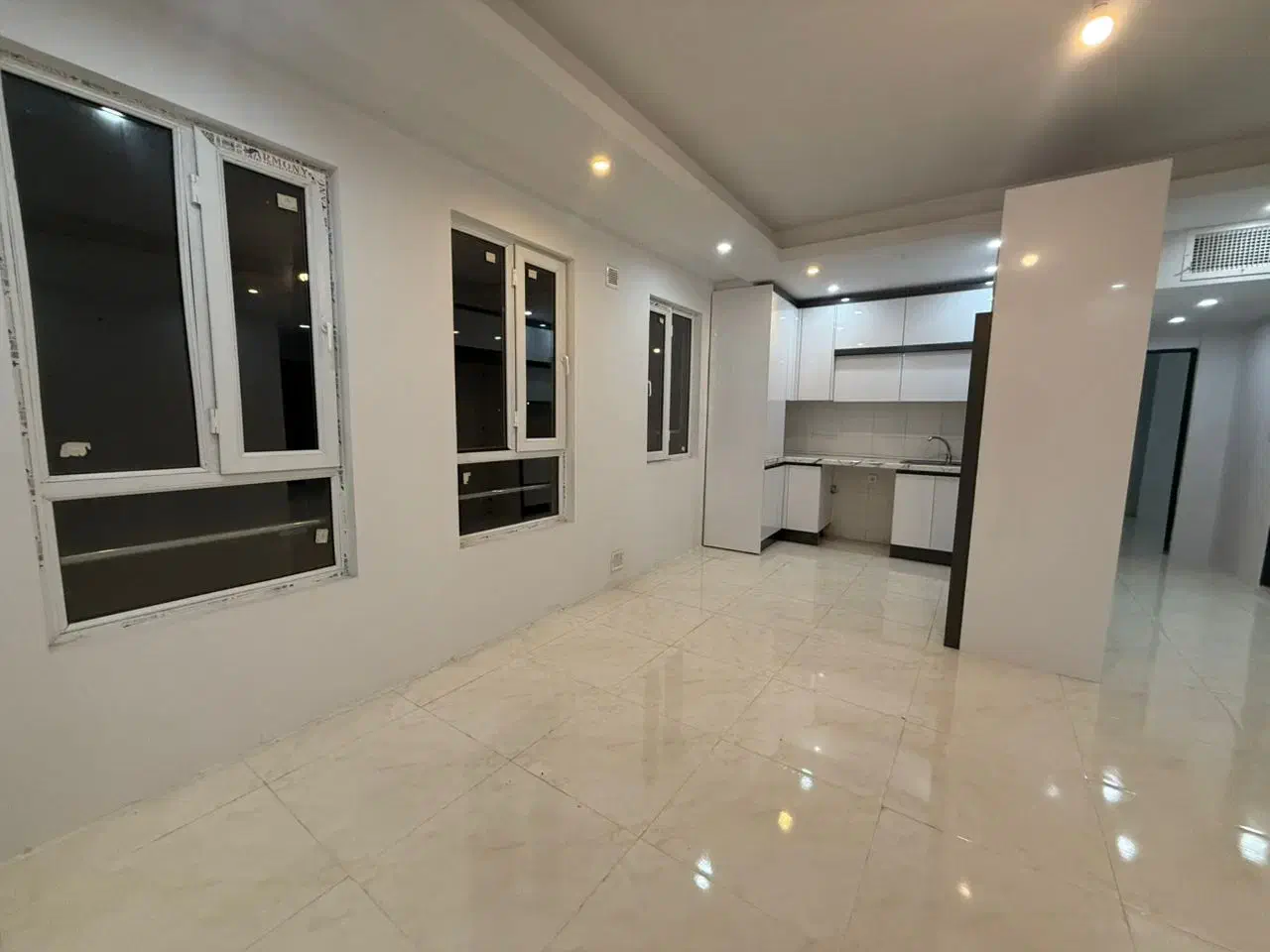 رهن آپارتمان ۷۵ متری نوساز محدوده میدان سوسنگرد|اجارهٔ آپارتمان|گرمسار, |دیوار