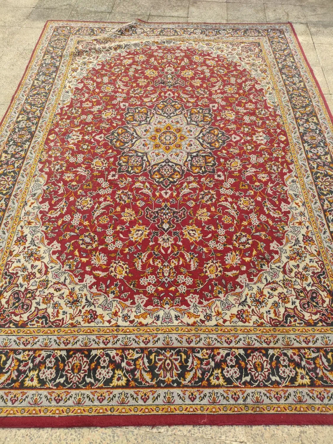 فرش ۹ متری|فرش|بندر انزلی, پیل علی باغ|دیوار