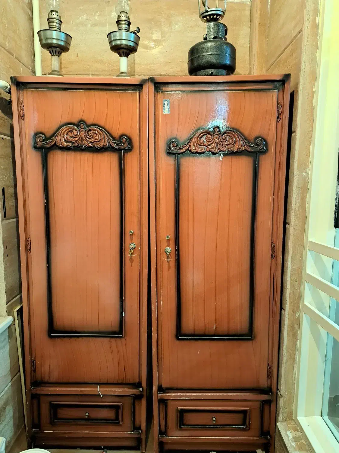 کمد وبوفه|بوفه، ویترین، کنسول|مراغه, |دیوار