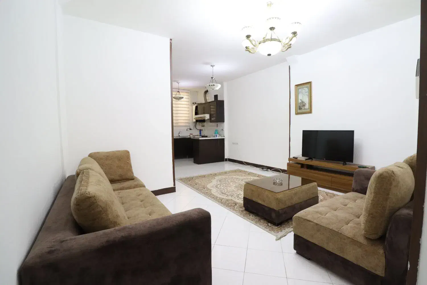 واحد مبله مناسب زوج|اجارهٔ کوتاه‌مدت آپارتمان و سوئیت|شیراز, دینکان|دیوار