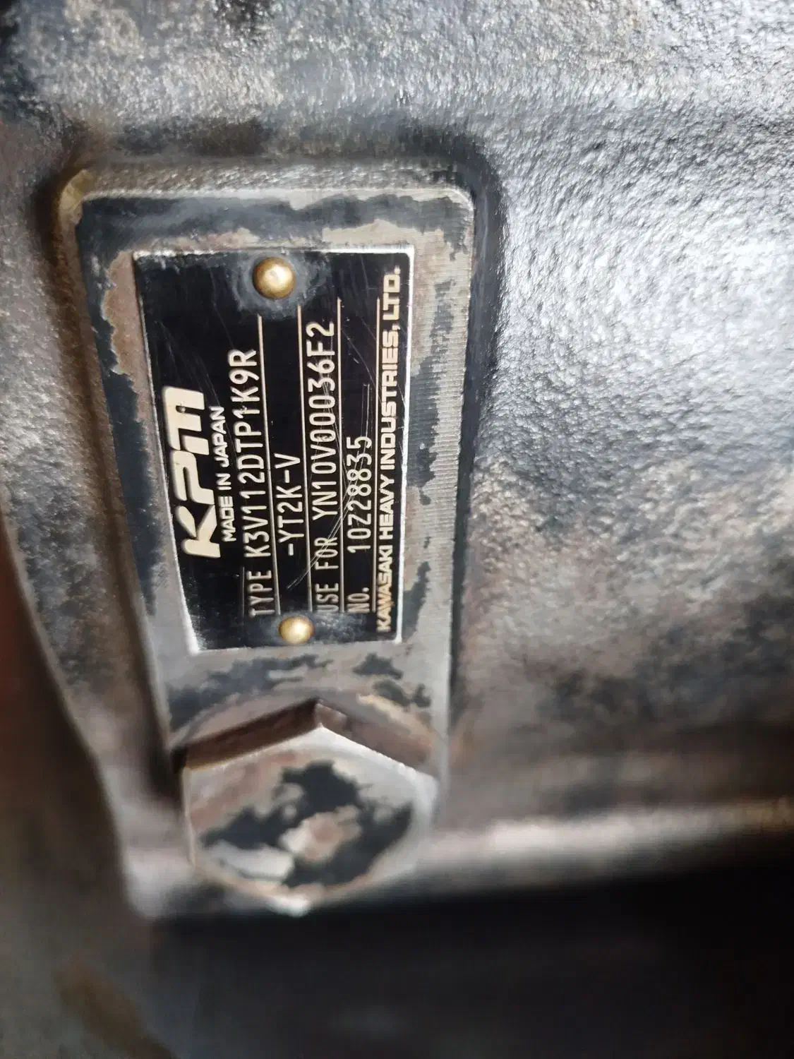 پمپ هیدرولیک کاوازاکی k3v112 بیل مکانیکی نیوهلند|قطعات یدکی و لوازم جانبی|اسلامشهر, شهرک سعیدیه|دیوار