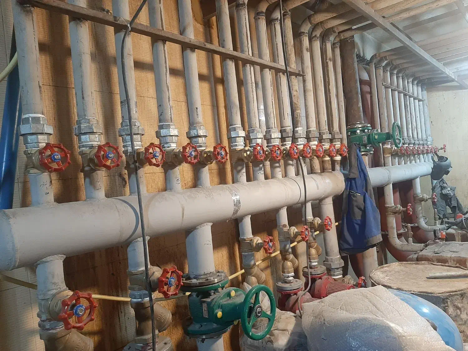 کارگر ساده دست به آچار جهت تعمیر و نگهداری تاسیسات|استخدام صنعتی، فنی، مهندسی|تهران, نیاوران|دیوار