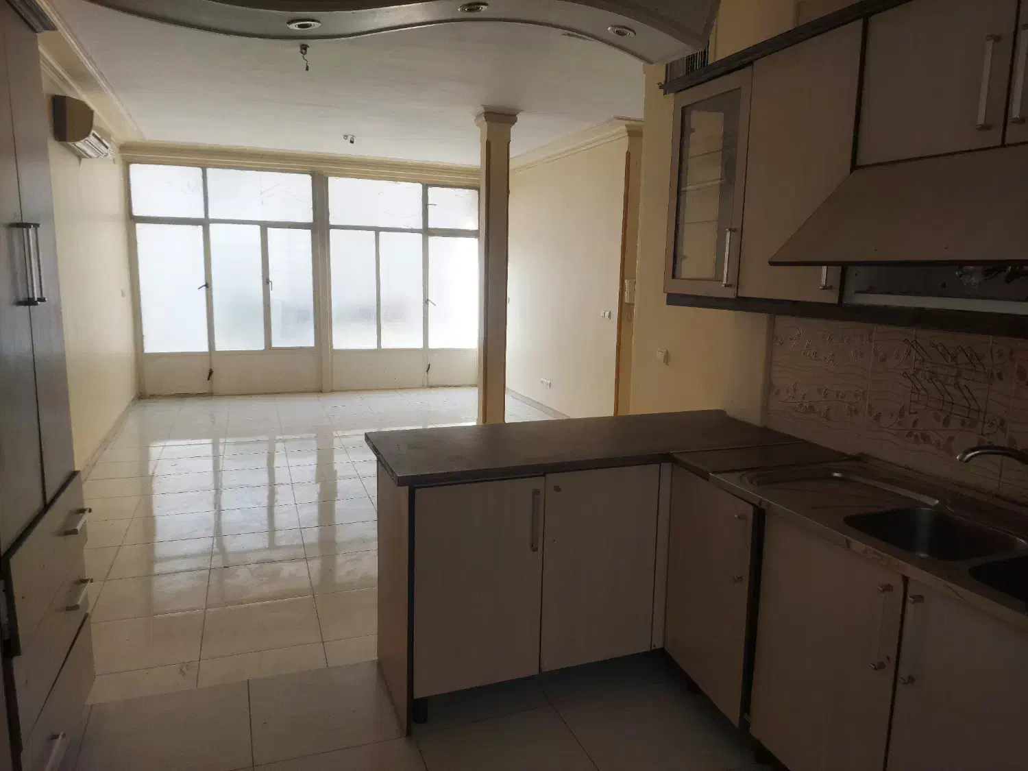 واحد ۸۰متری