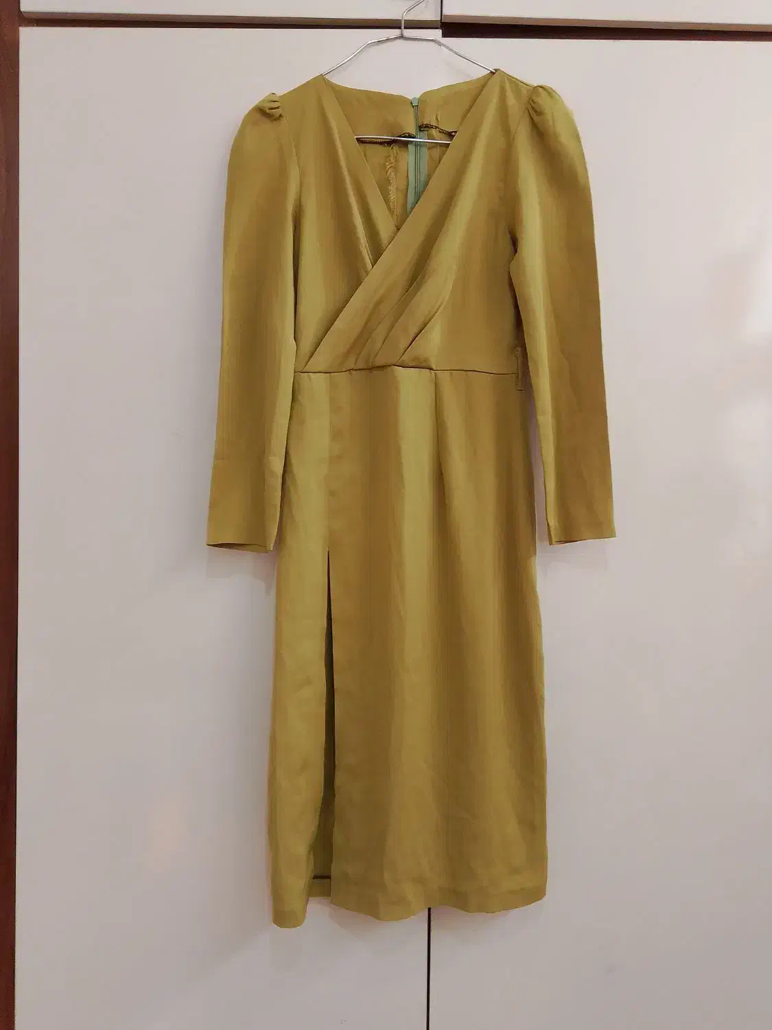 لباس|لباس|تایباد, |دیوار