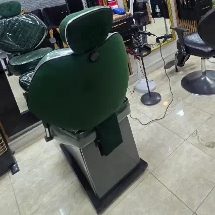 فروش دو عدد صندلی نو آرایشگاهی|آرایشگاه و سالنهای زیبایی|بافت, |دیوار