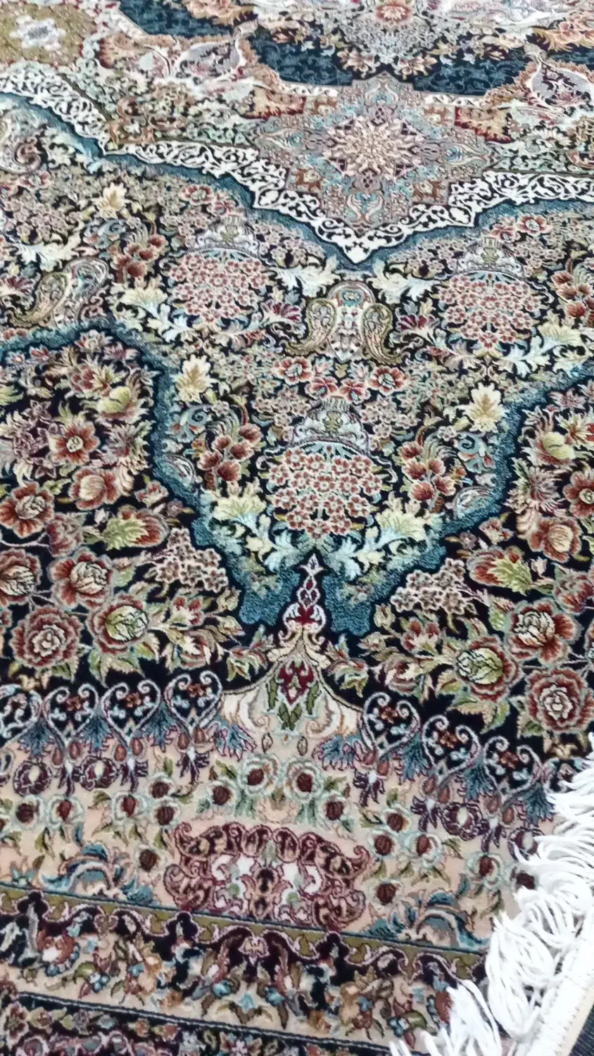 فرش سرمه ای و کرم|فرش|شاهرود, |دیوار